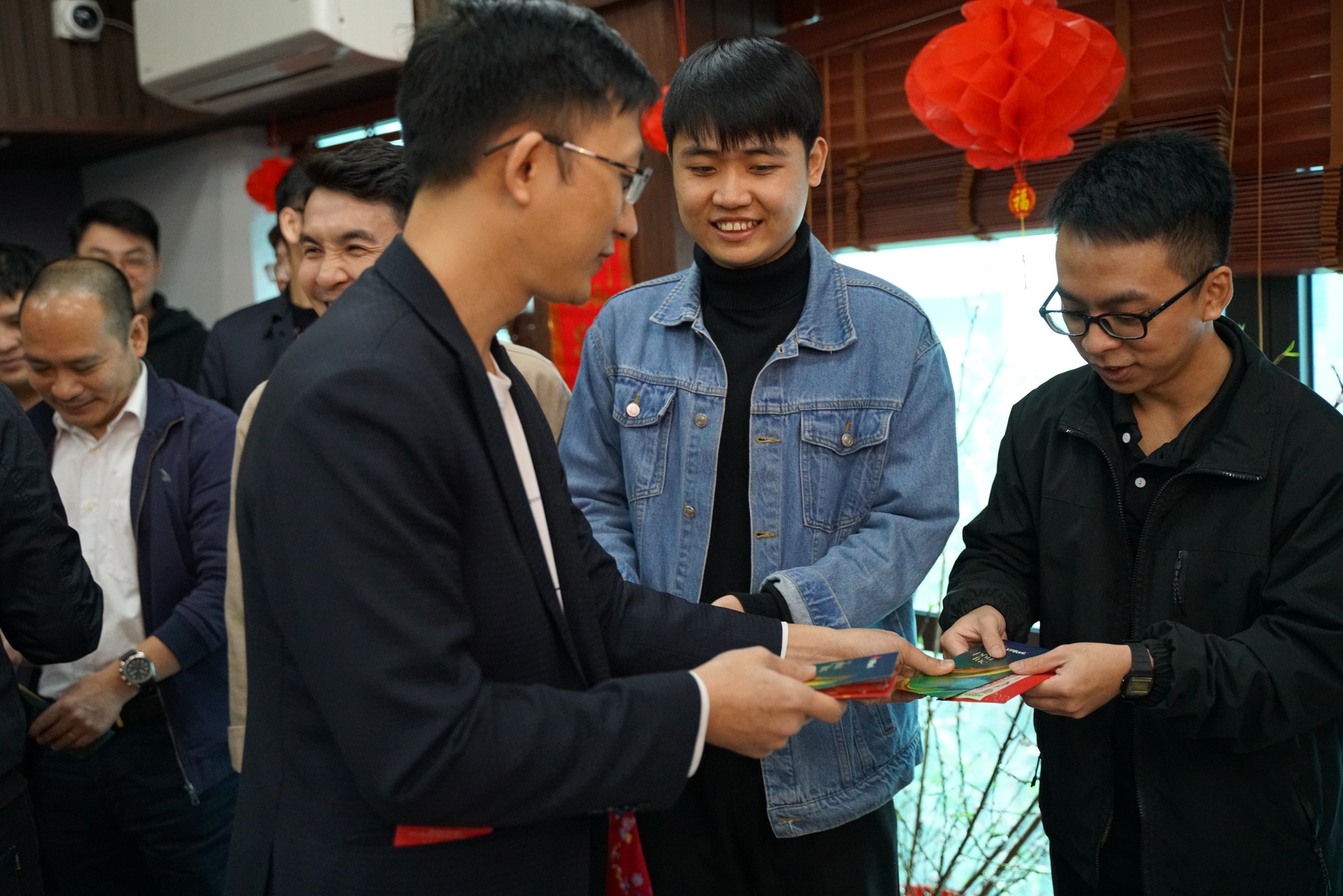 (Onsite VSF) Mobile Developer - Supper App